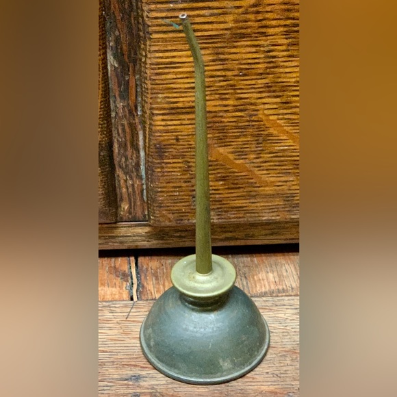 Antique Home Use Metal Angled Elongated Spout Oil Can - Picture 2 of 16